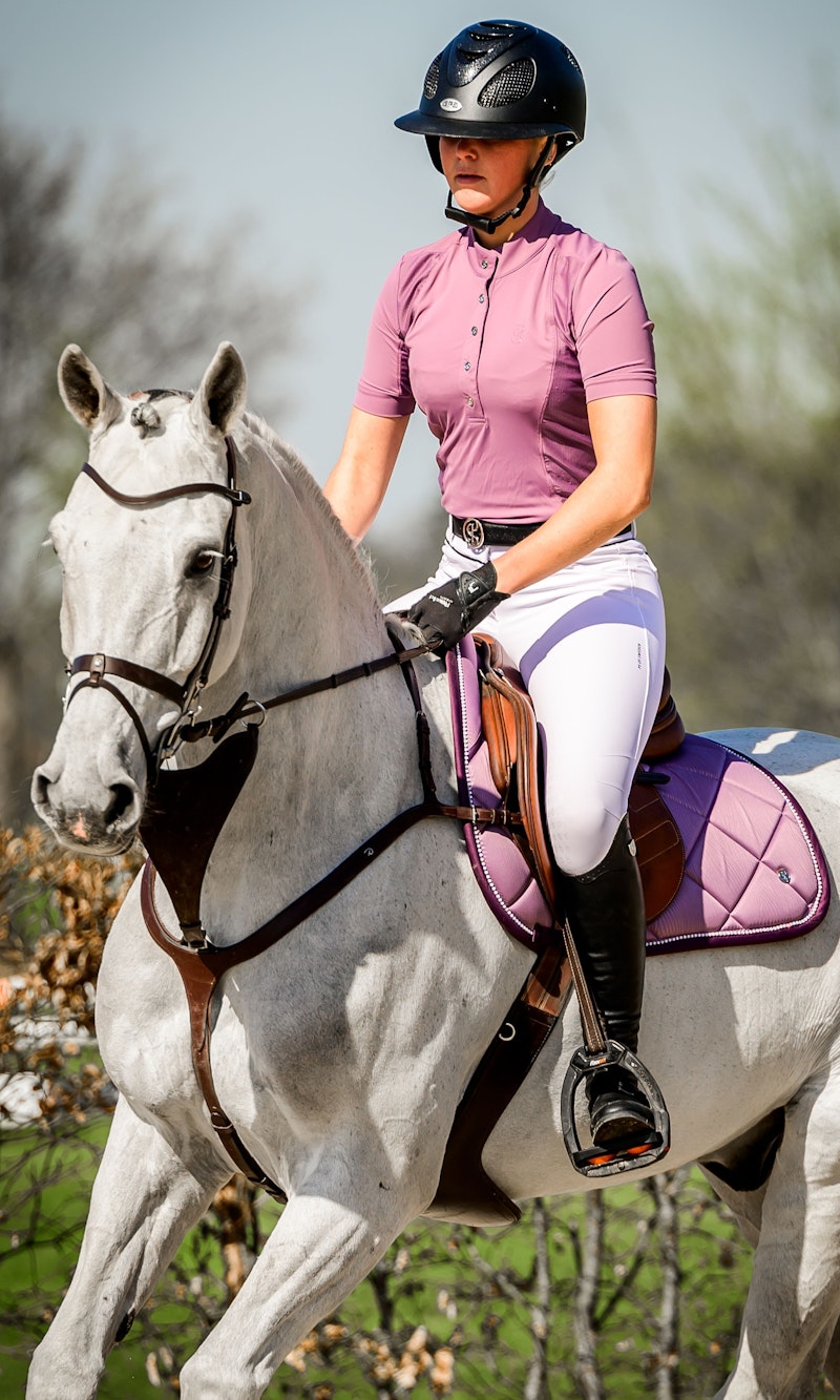 How to wear it Saddle Pad Jump Wave
