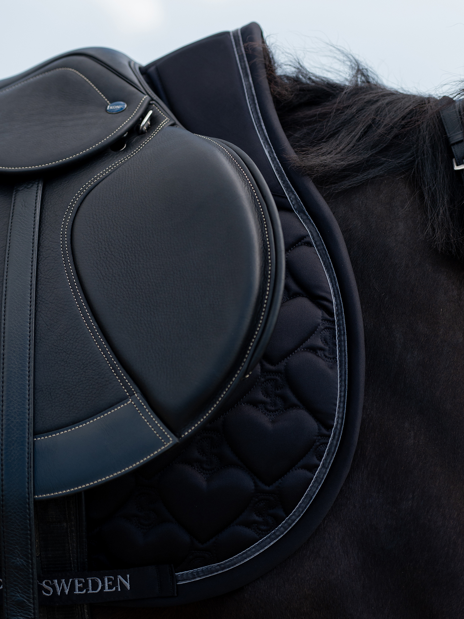 Saddle Pad Heart Jump