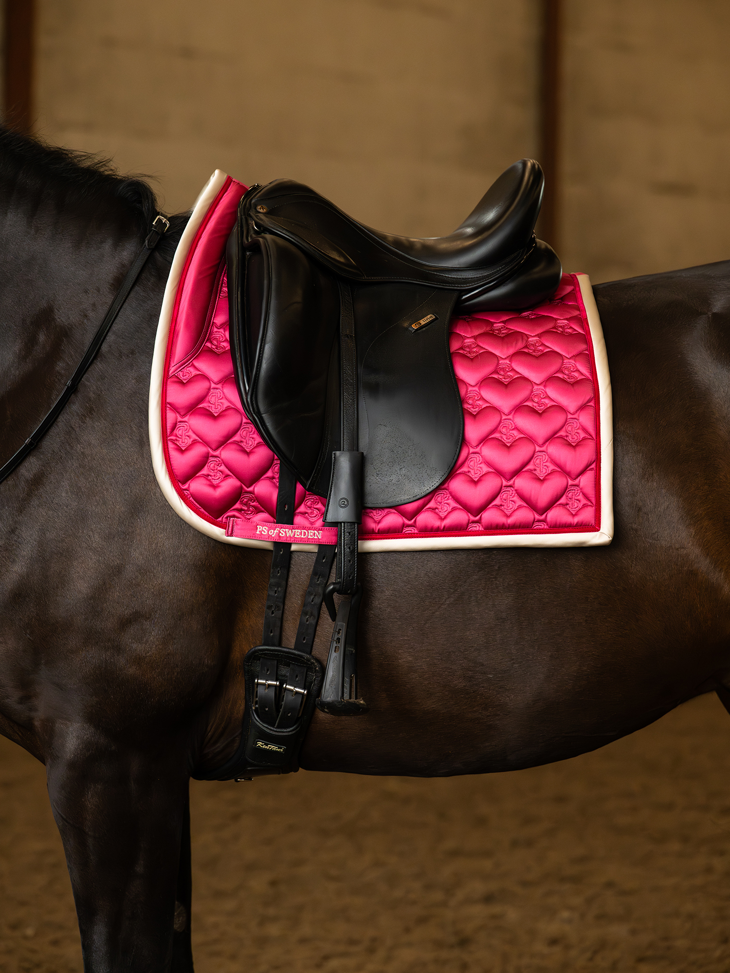 Saddle Pad Heart Dressage