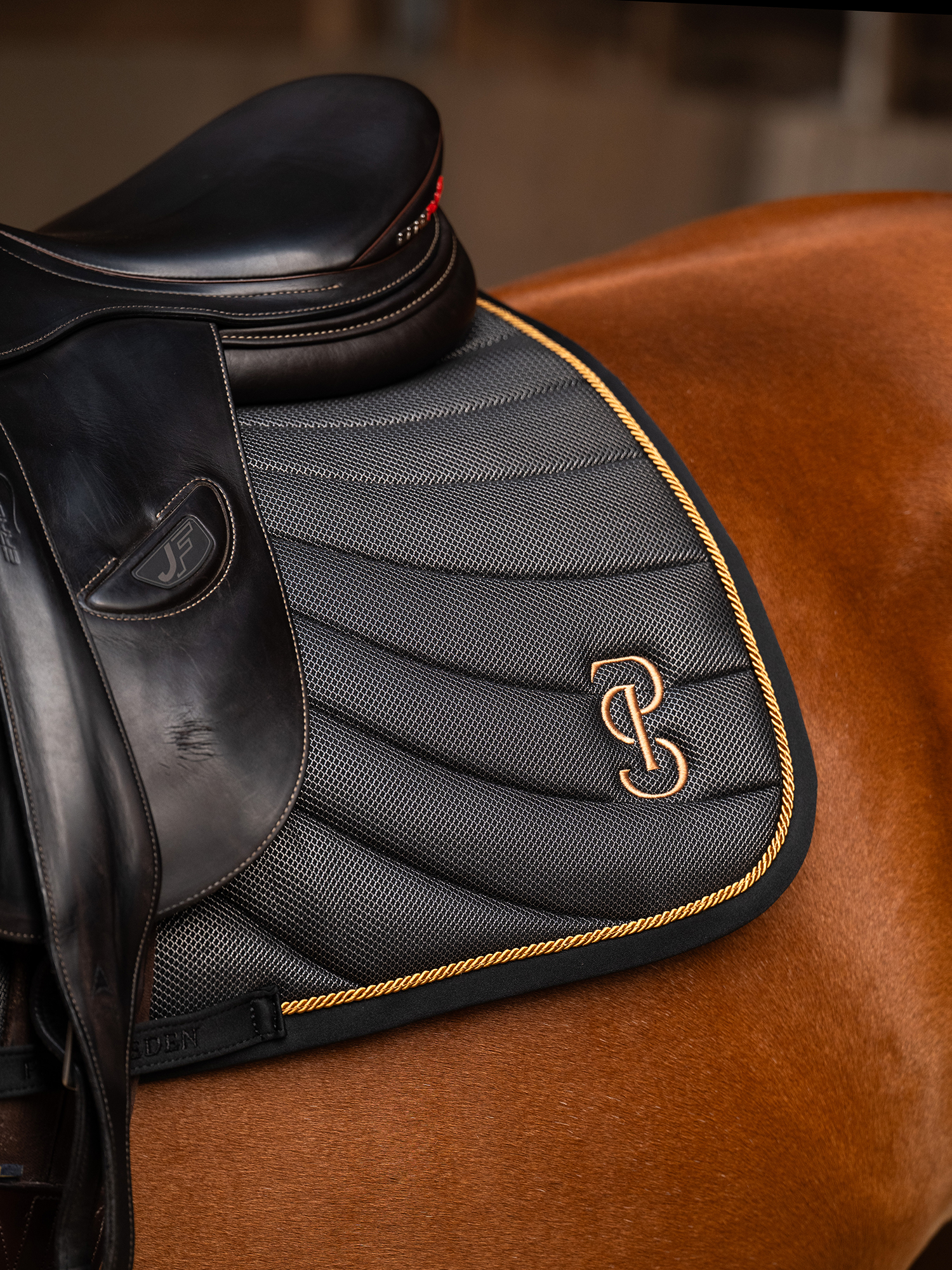 Airflow Mesh Jump Saddle Pad