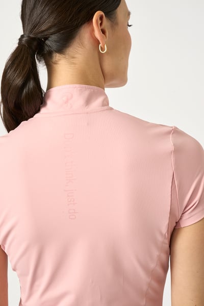 Everly Quote Base Layer