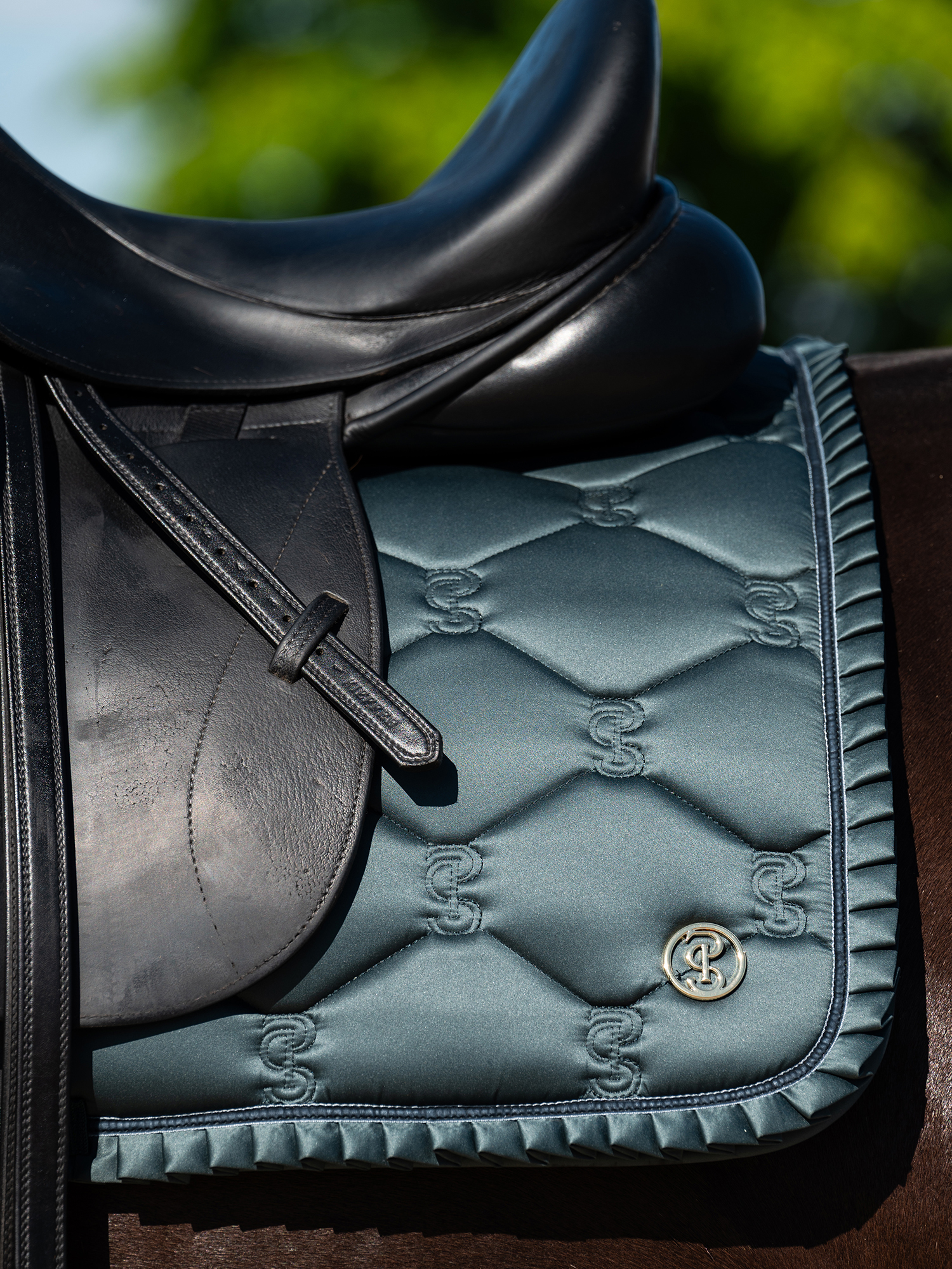 Saddle Pad Dressage Ruffle