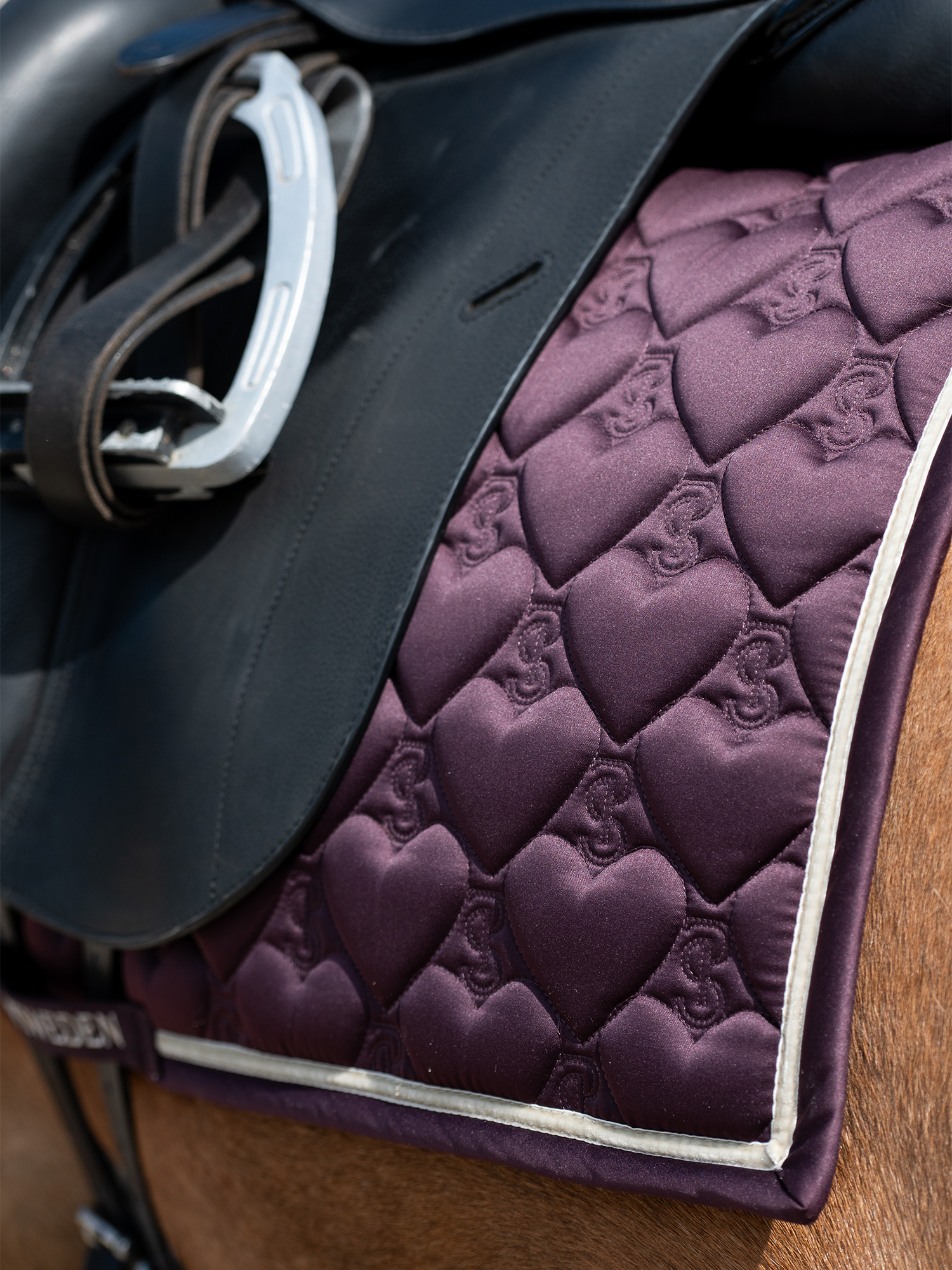 Saddle Pad Heart Dressage