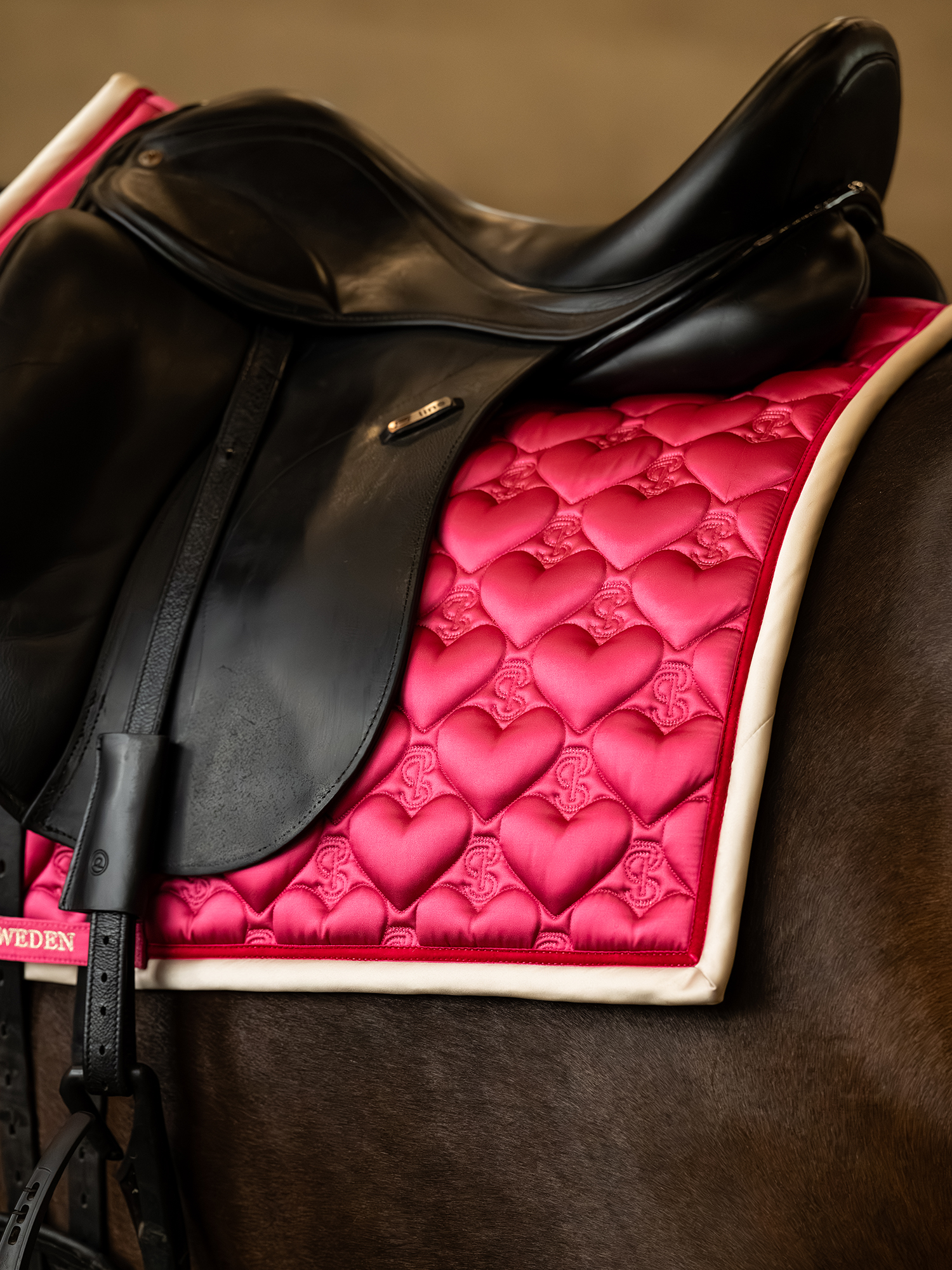 Saddle Pad Heart Dressage