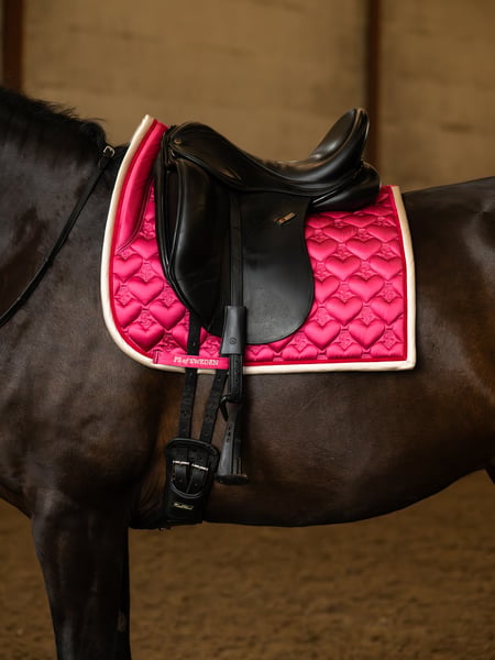 Saddle Pad Heart Dressage