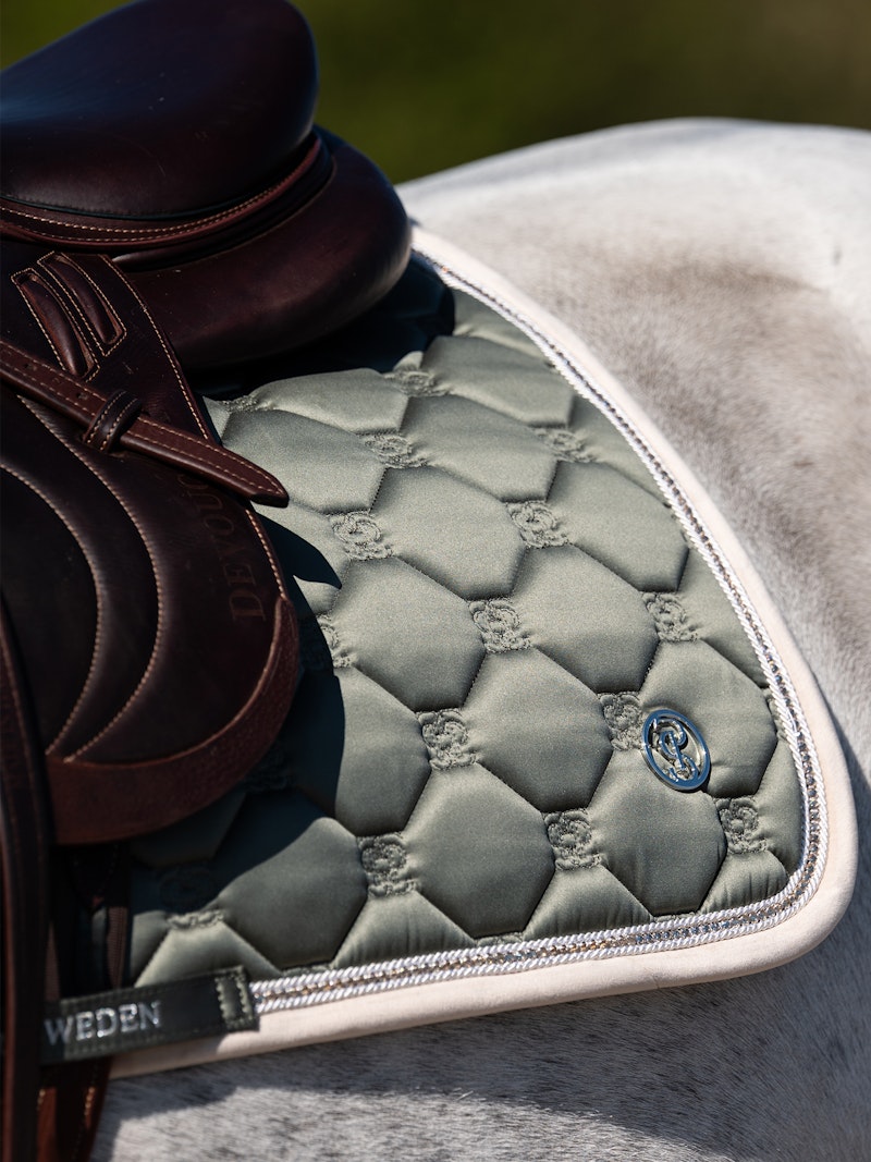 Vintage Monogram Jump Saddle Pad Vintage Monogram Jump Saddle Pad