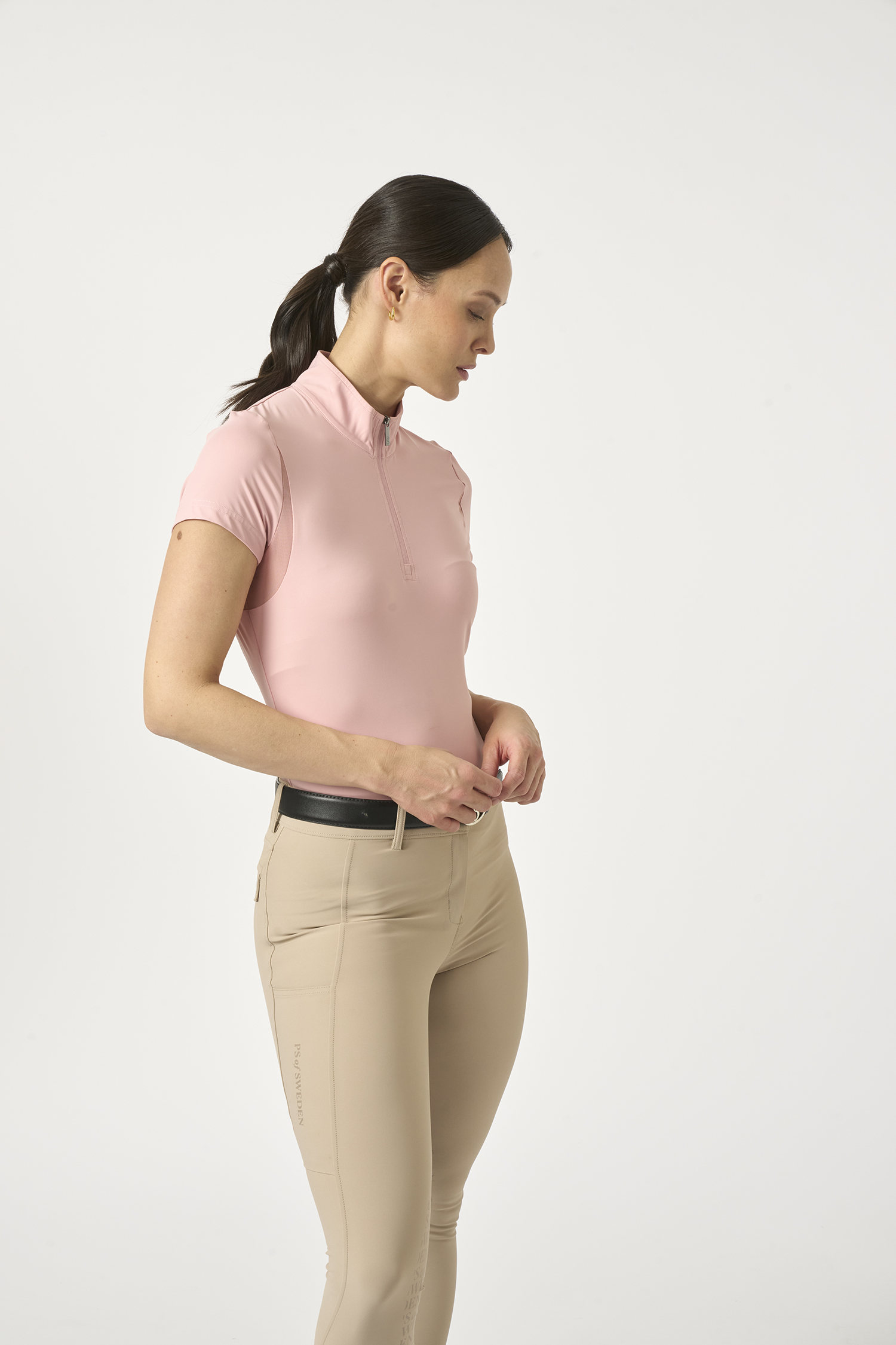 Everly Quote Base Layer