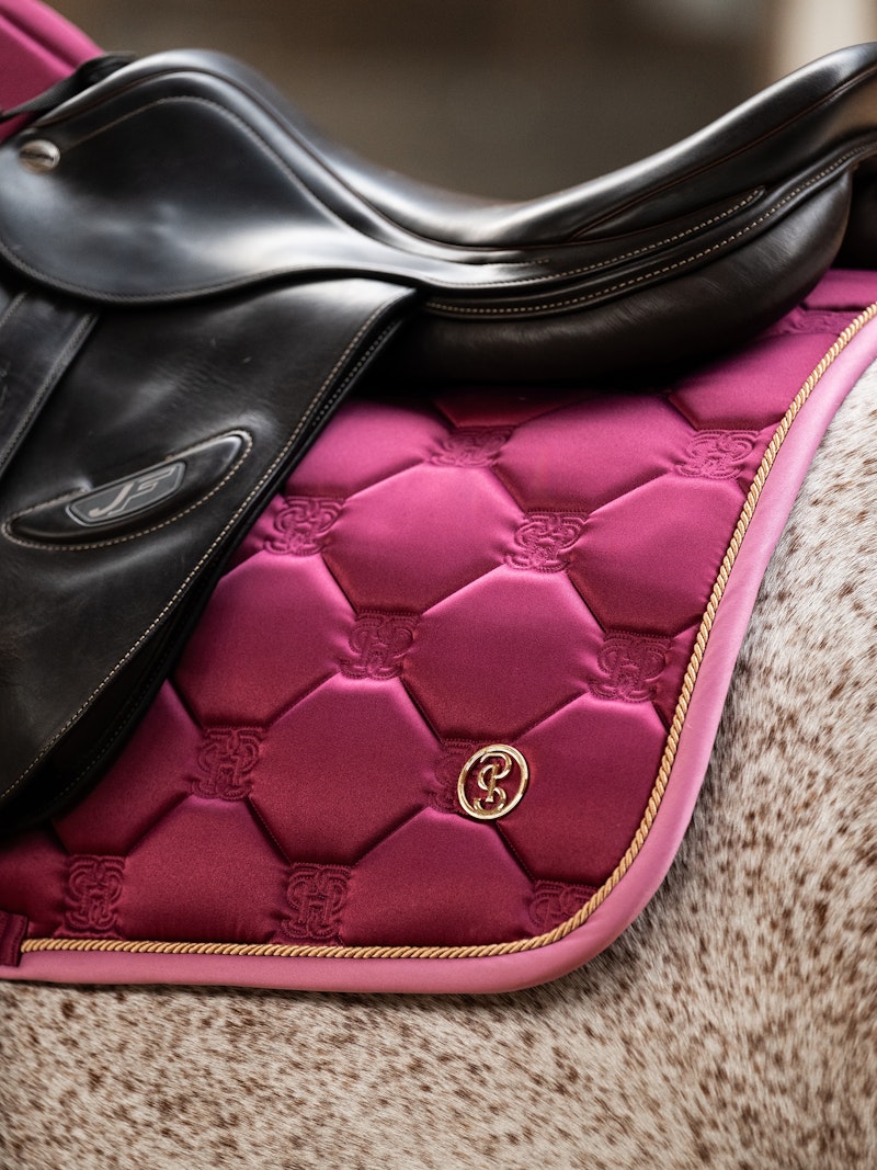 The Essence Jump Saddle Pad The Essence Jump Saddle Pad