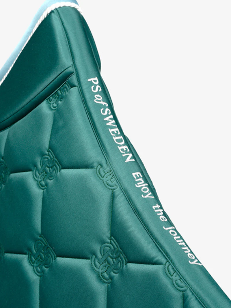 The Essence Jump Saddle Pad The Essence Jump Saddle Pad