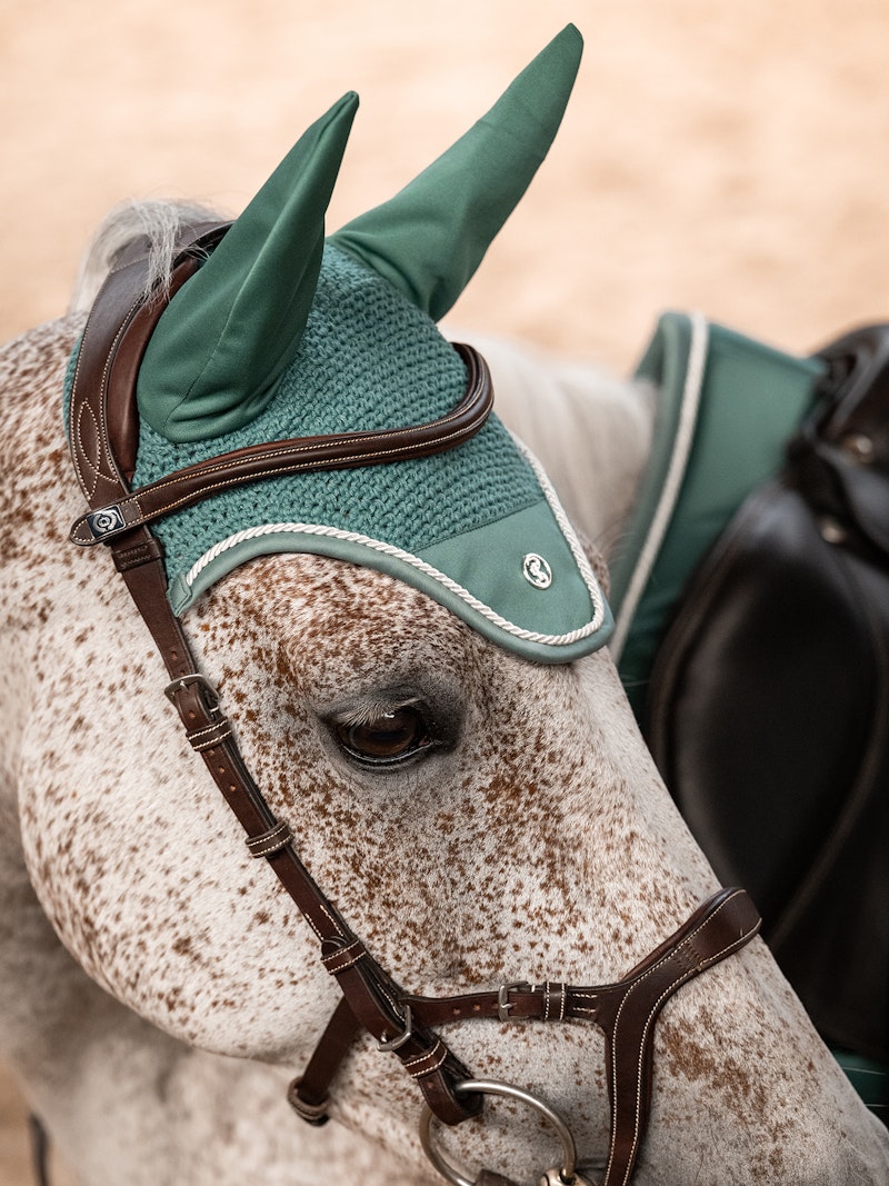 The Essence Ear Bonnet The Essence Ear Bonnet