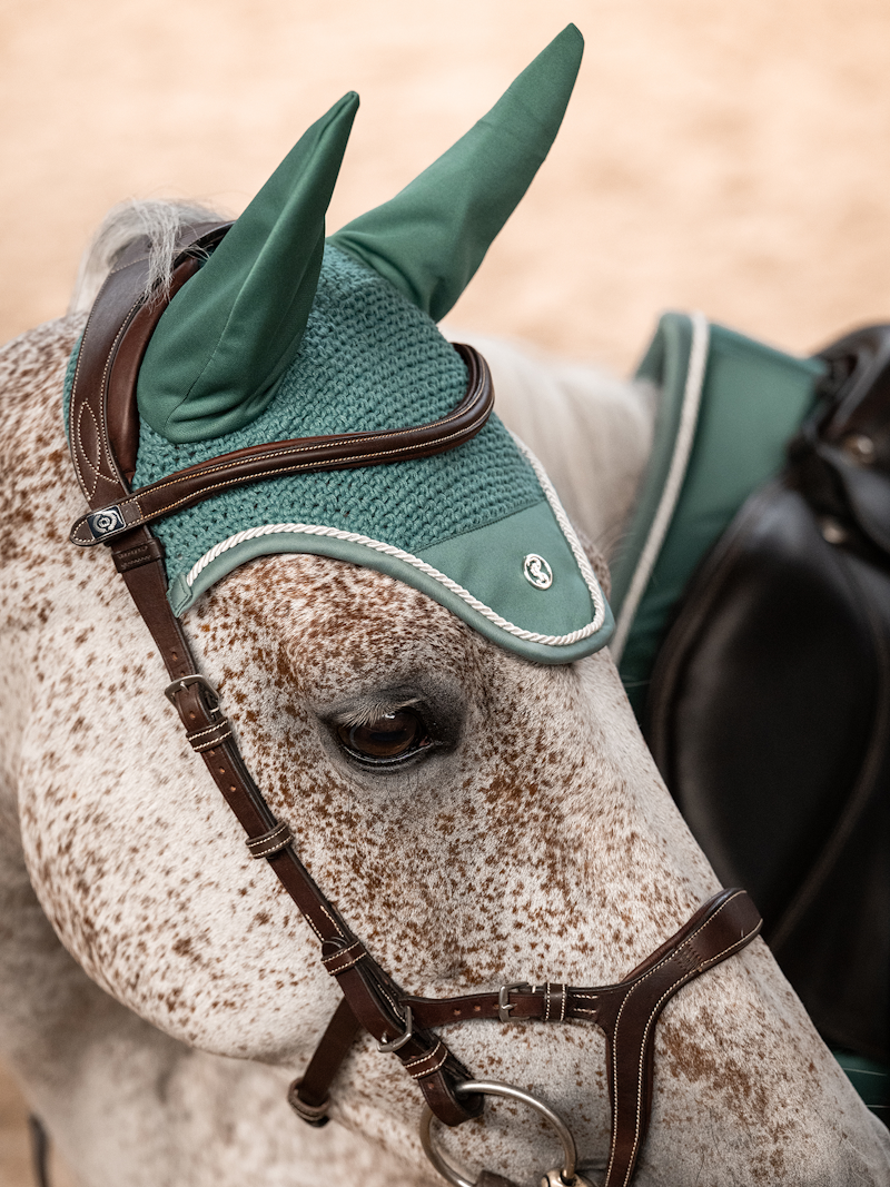 The Essence Ear Bonnet The Essence Ear Bonnet