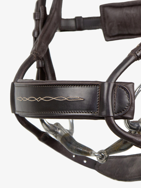 Noseplate High Jump Fancy Stitches