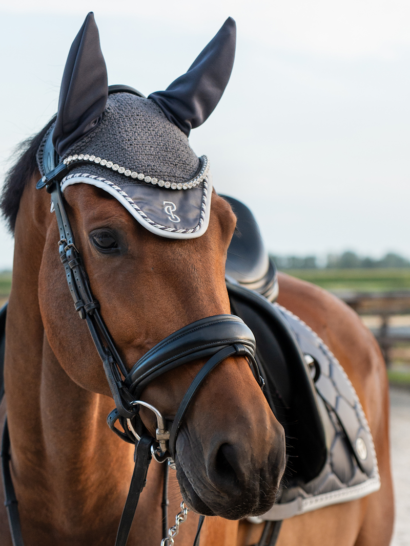 Ear Bonnet Signature Ear Bonnet Signature