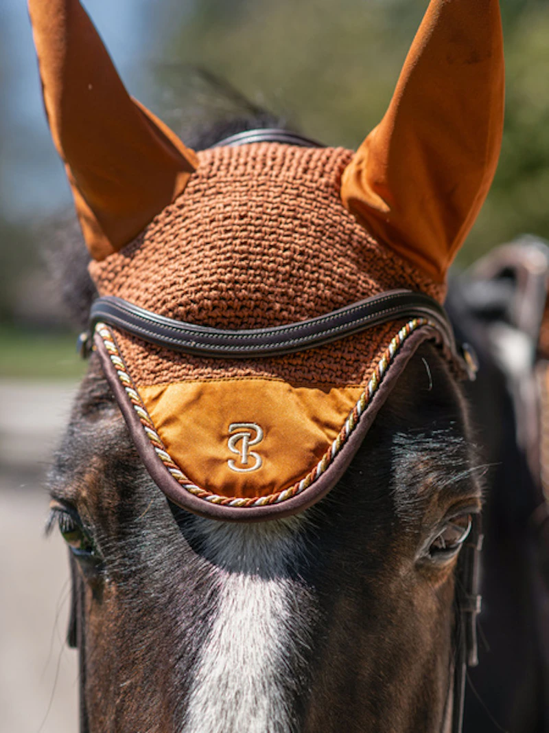 Ear Bonnet Signature Ear Bonnet Signature