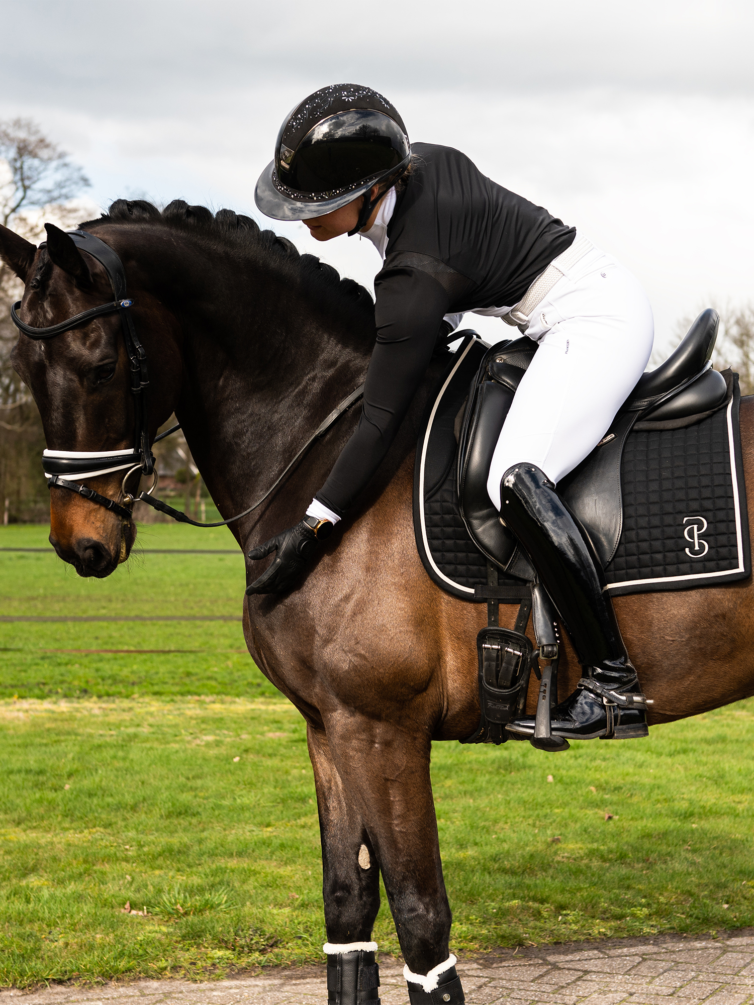 Equestrian Stockholm Elite Dressage Wit full grip
